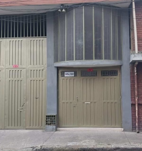 Fachada Leather Store